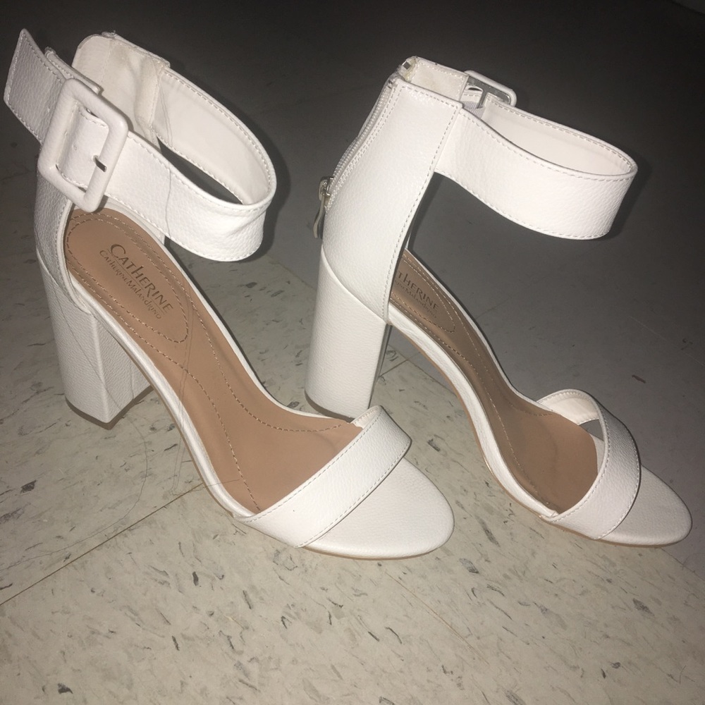 White Block heels - Picture 3 of 3